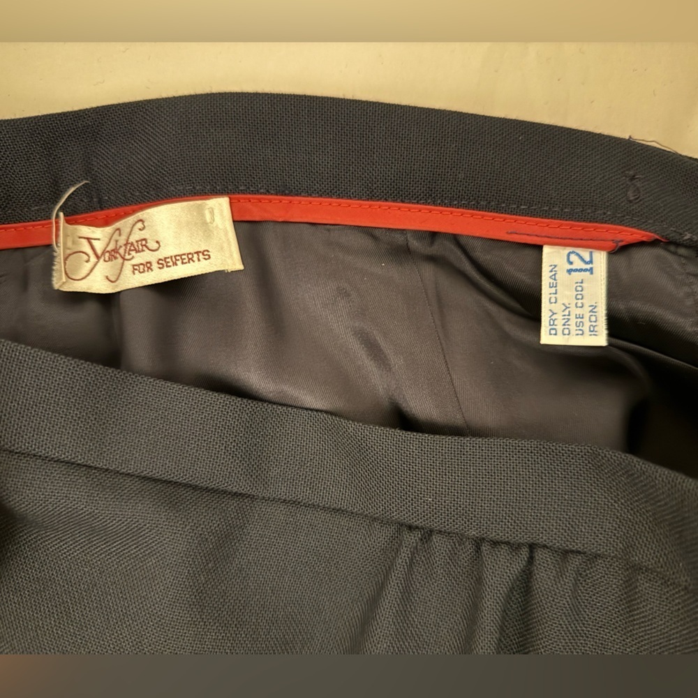 80s York Fair Vintage Wool Classic Navy Blazer and Skirt Set Women's Size 12 - Picture 16 of 16